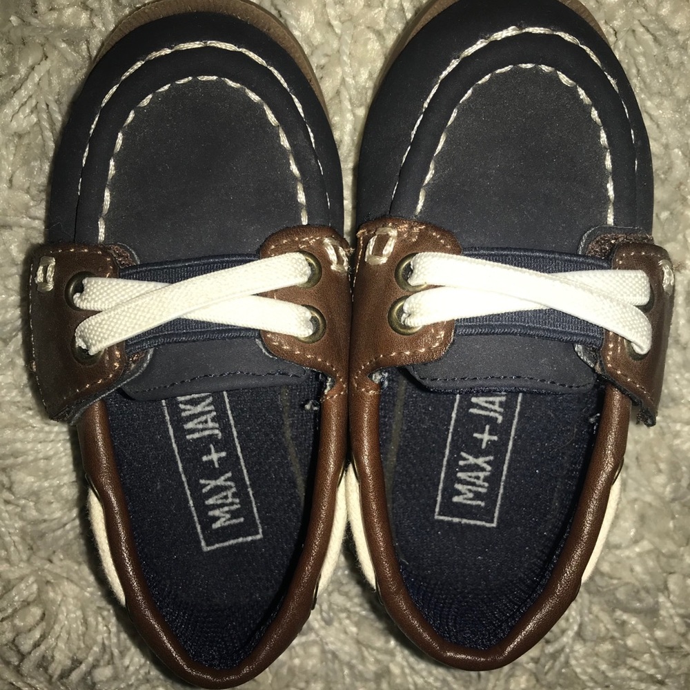 Max + Jake Boat Shoes (like-new)